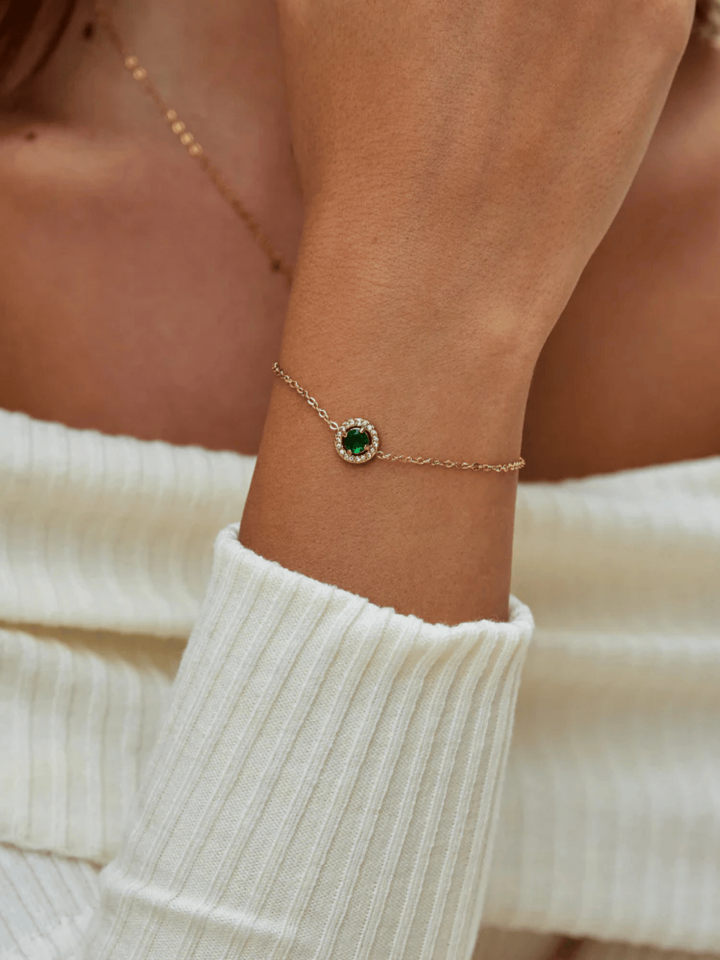 Emerald Circle Bracelet