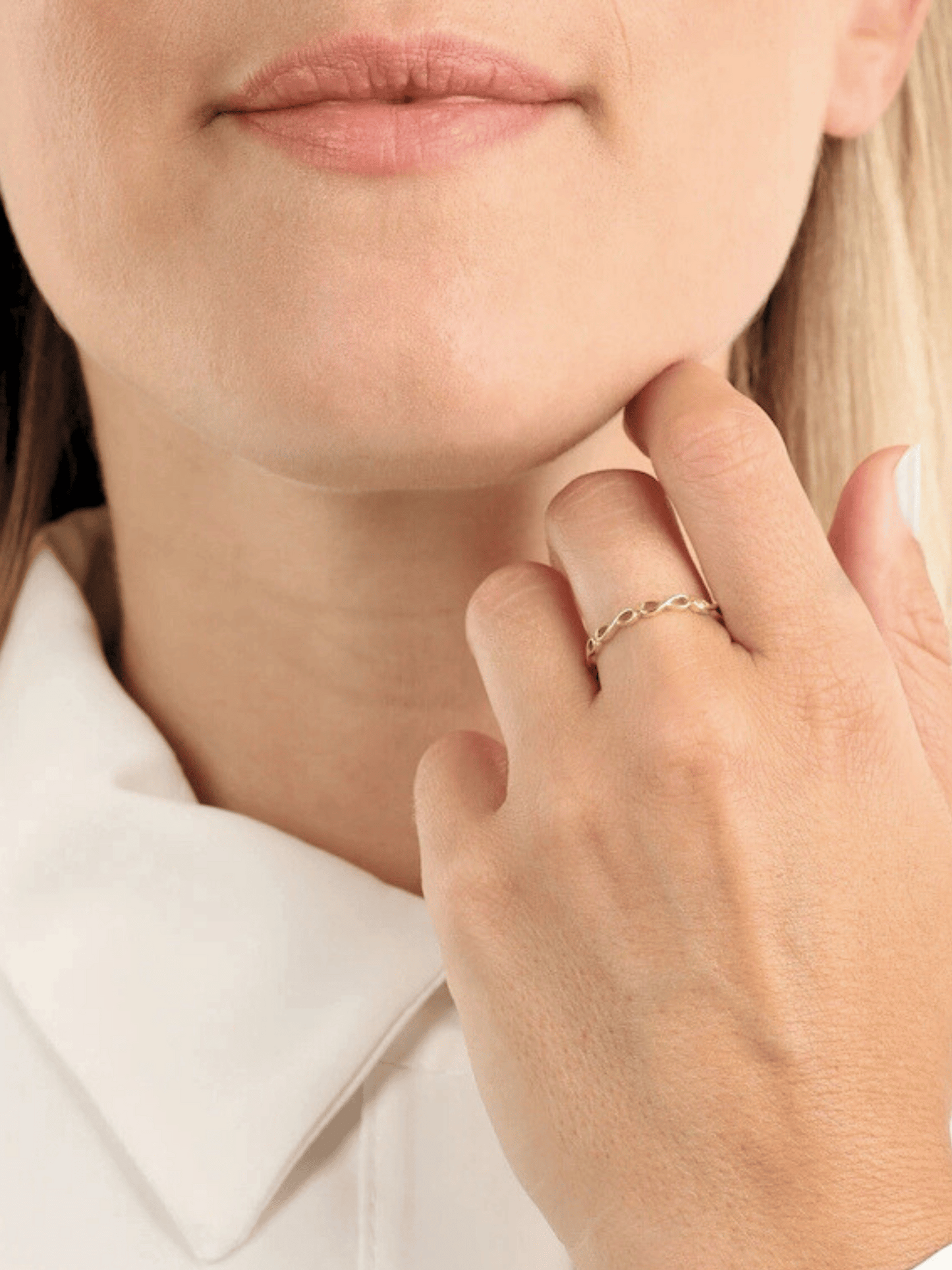 Infinite Loop Ring