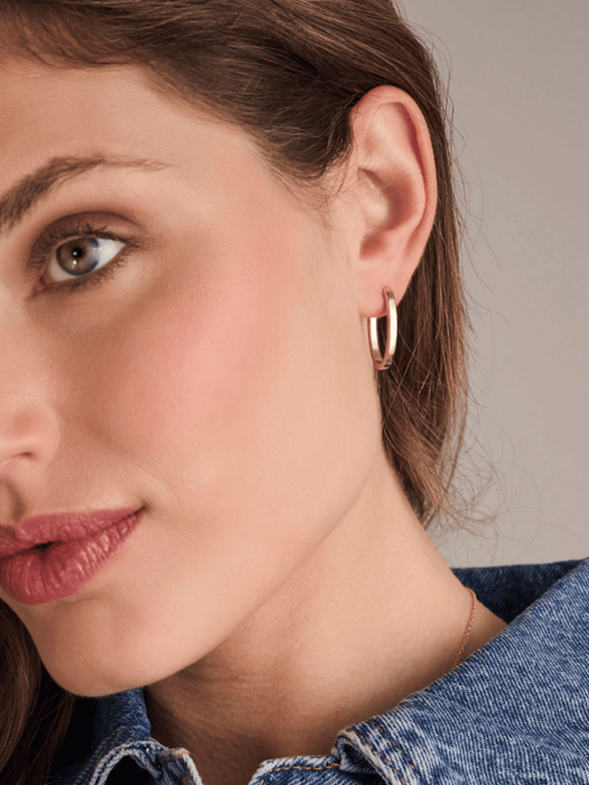 Oval Gold Hoop Earrings